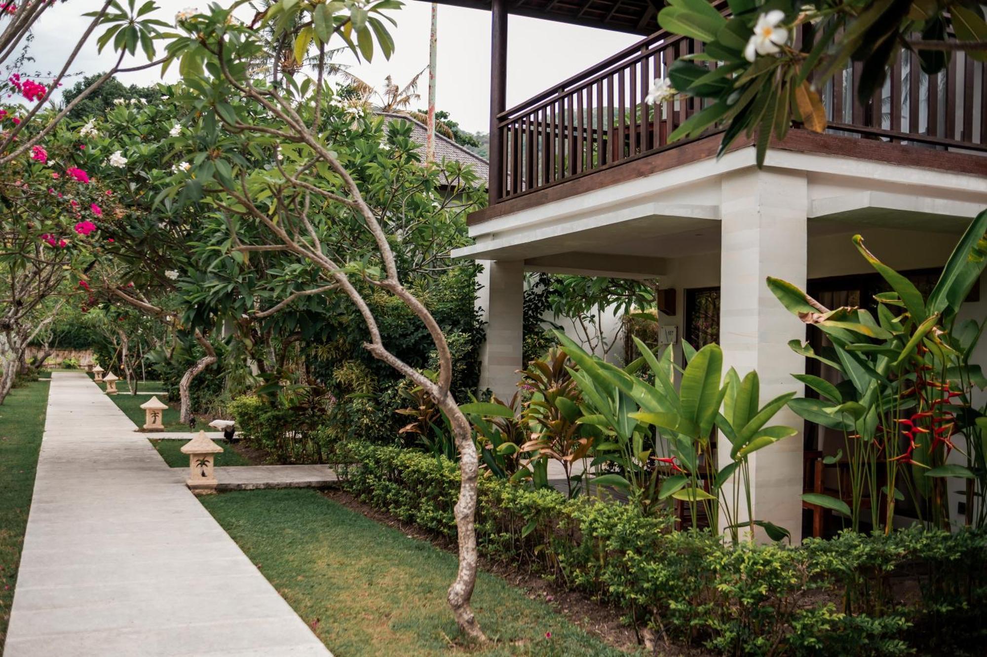 Living Asia Resort And Spa Senggigi Eksteriør bilde